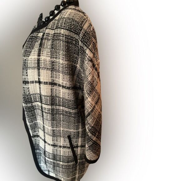Cynthia Rowley Black and White Plaid Wool Blend Cardigan - XS, EUC - Picture 4 of 10